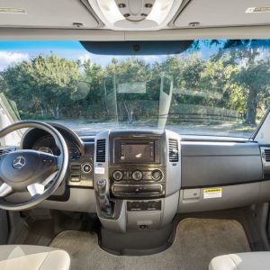 Image00014 2017 Winnebago Class C RV NAVION 24J