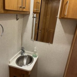 Image00014 2019 Thor Motor Coach Class C RV QUANTUM WS31