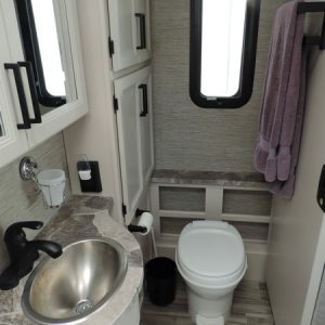 Image00014 2021 Thor Motor Coach Class C RV GEMINI 23TE