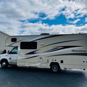 Image00015 2021 Winnebago Class C RV MINNIE WINNIE 25B