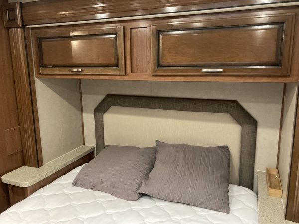 Image00016 2017 Holiday Rambler Class C RV Vesta 31U