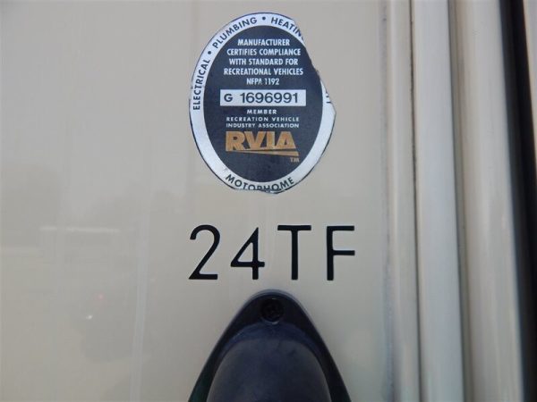Image00017 2019 Thor Class C RV Gemini 24TF