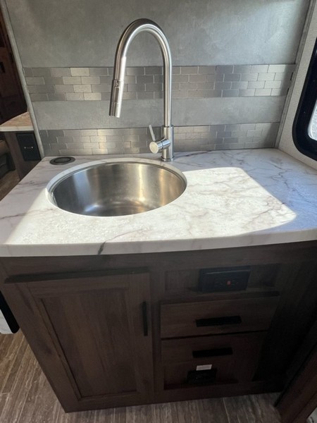 Image00017 2020 Forest River Class C RV Sunseeker LE 2550DSLE Ford Chassis