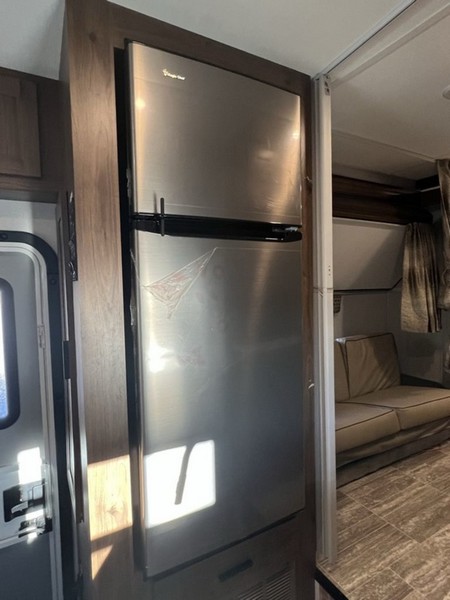 Image00018 2020 Forest River Class C RV Sunseeker LE 2550DSLE Ford Chassis