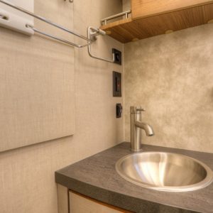 Image00021 2018 Winnebago Class C RV NAVION 24D