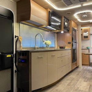 Image00021 2019 Winnebago Class C RV NAVION 24D