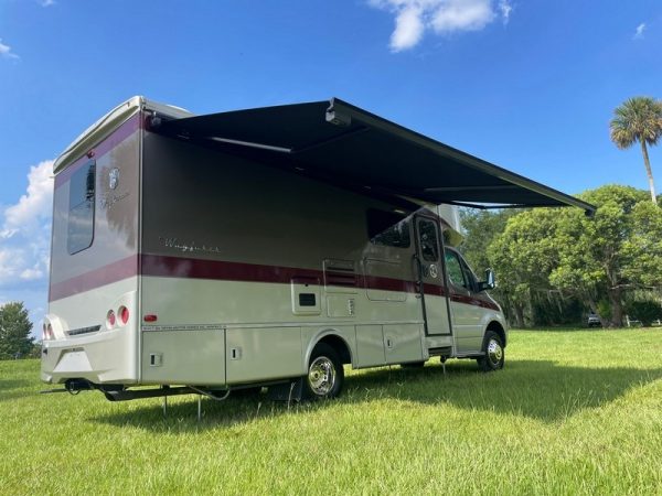 Image00021 2020 Tiffin Motorhomes Class C RV WAYFARER 25RW