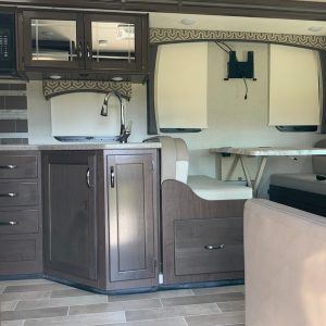 Image00022 2020 Thor Motor Coach Class C RV CHATEAU 31W
