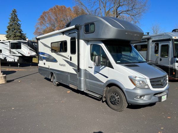 Image00024 2018 Winnebago Class C RV NAVION 24D