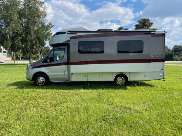 Image00024 2020 Tiffin Motorhomes Class C RV WAYFARER 25RW