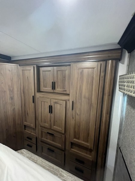 Image00025 2020 Forest River Class C RV Sunseeker LE 2550DSLE Ford Chassis