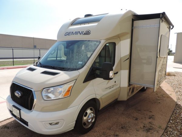 Image00025 2021 Thor Motor Coach Class C RV GEMINI 23TE