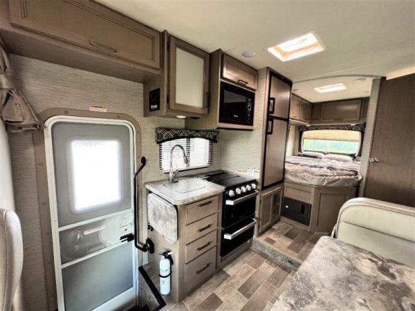 Image00027 2021 Thor Motor Coach Class C RV Chateau 22E Chevy