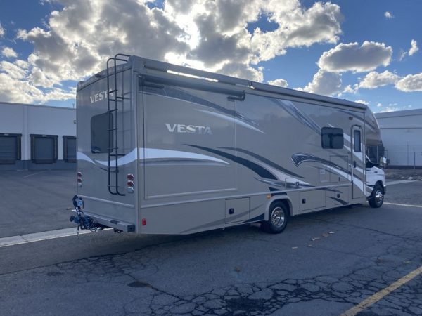 Image00028 2017 Holiday Rambler Class C RV Vesta 31U