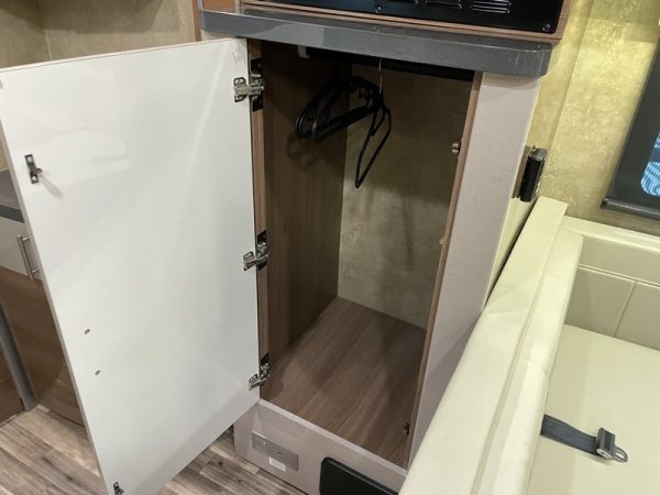 Image00028 2017 Winnebago Class C RV VIEW 24J