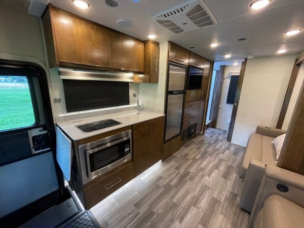 Image00028 2020 Tiffin Motorhomes Class C RV WAYFARER 25RW