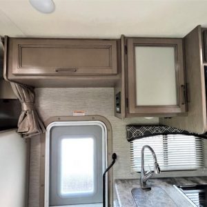 Image00028 2021 Thor Motor Coach Class C RV Chateau 22E Chevy