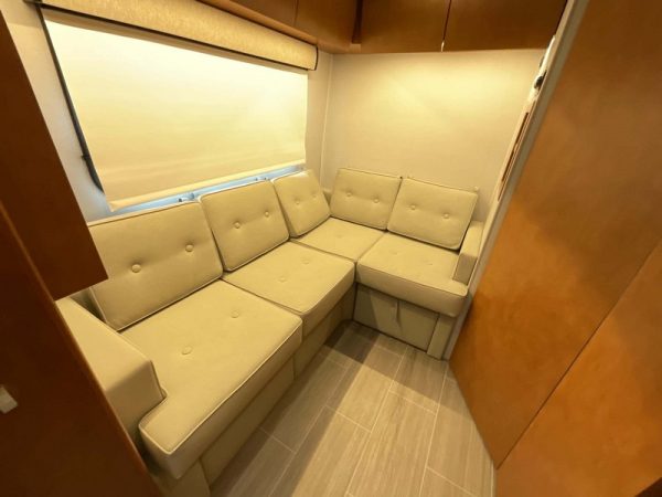 Image00029 2018 Leisure Travel Class C RV Unity U24FX