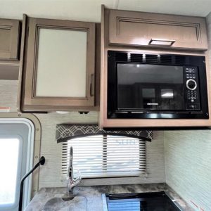 Image00029 2021 Thor Motor Coach Class C RV Chateau 22E Chevy
