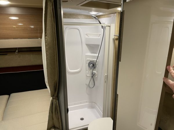 Image00030 2017 Winnebago Class C RV VIEW 24J