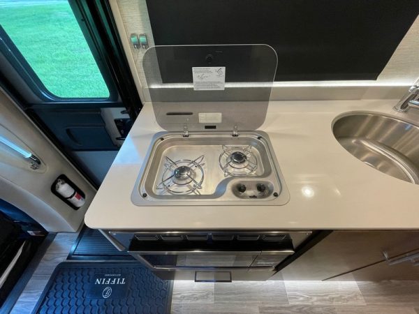 Image00031 2020 Tiffin Motorhomes Class C RV WAYFARER 25RW