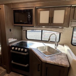 Image00031 2021 Thor Motor Coach Class C RV Chateau 31EV