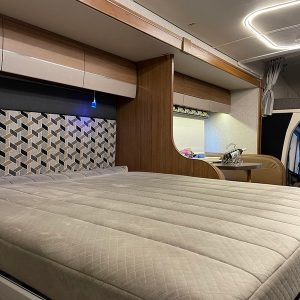Image00032 2019 Winnebago Class C RV NAVION 24D