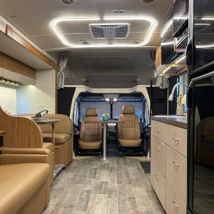 Image00033 2019 Winnebago Class C RV NAVION 24D