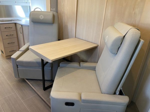 Image00036 2018 Leisure Travel Class C RV UNITY U24MB