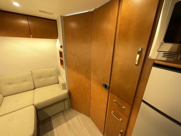 Image00037 2018 Leisure Travel Class C RV Unity U24FX