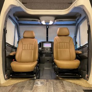 Image00037 2019 Winnebago Class C RV NAVION 24D