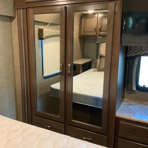 Image00037 2020 Thor Motor Coach Class C RV CHATEAU 31W