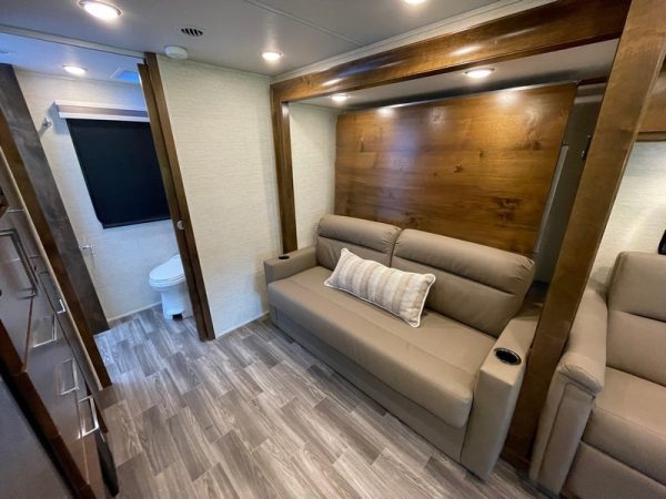 Image00037 2020 Tiffin Motorhomes Class C RV WAYFARER 25RW
