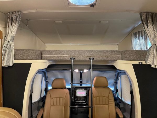 Image00038 2019 Winnebago Class C RV NAVION 24D