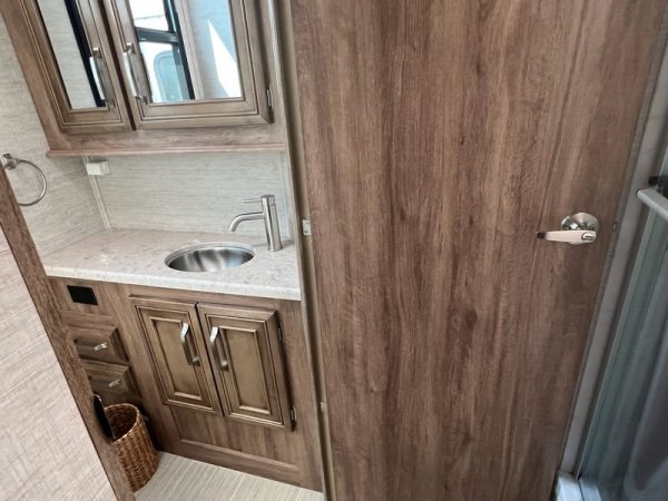 Image00038 2021 Jayco Class C RV GREYHAWK PRESTIGE 29MVP