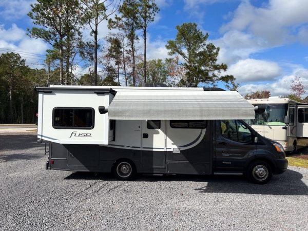 Image00039 2019 Tiffin Motorhomes Class C RV Wayfarer 24TW