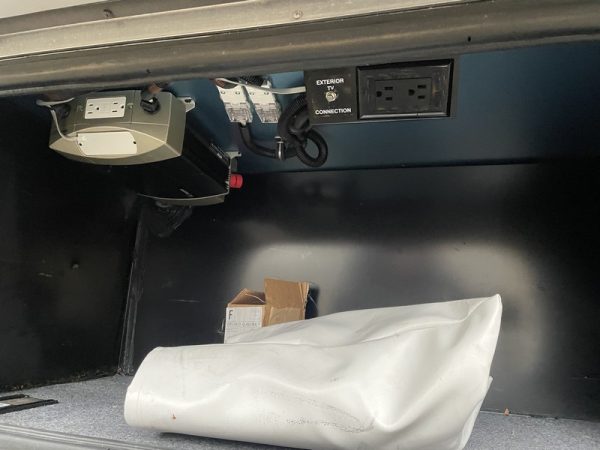 Image00040 2017 Winnebago Class C RV VIEW 24J