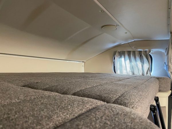 Image00040 2019 Winnebago Class C RV NAVION 24D