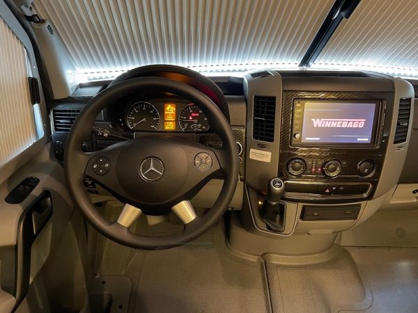 Image00042 2019 Winnebago Class C RV NAVION 24D