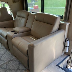 Image00042 2020 Thor Motor Coach Class C RV CHATEAU 31W