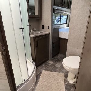 Image00042 2021 Thor Motor Coach Class C RV Chateau 31EV