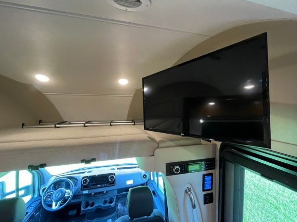 Image00047 2020 Tiffin Motorhomes Class C RV WAYFARER 25RW