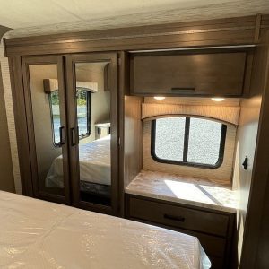 Image00051 2021 Thor Motor Coach Class C RV Chateau 31EV