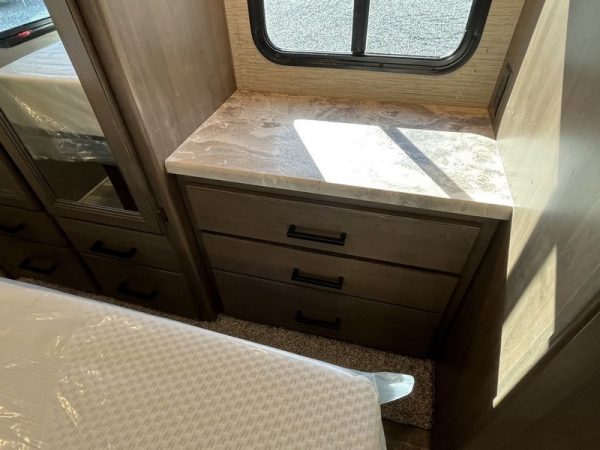 Image00052 2021 Thor Motor Coach Class C RV Chateau 31EV