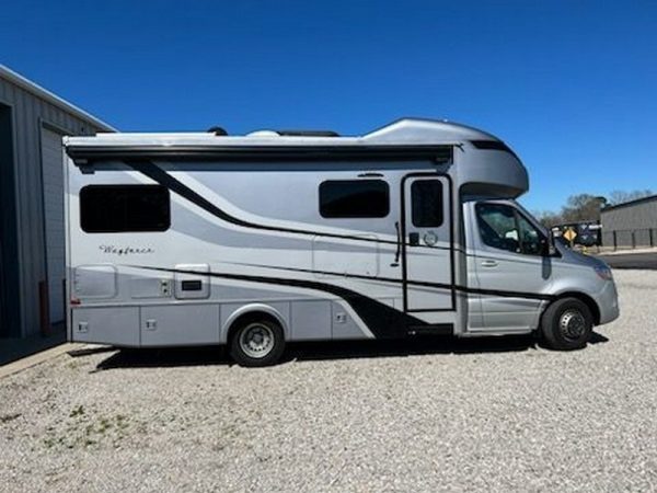 Image00054 2020 Tiffin Motorhomes Class C RV Wayfarer 24TW