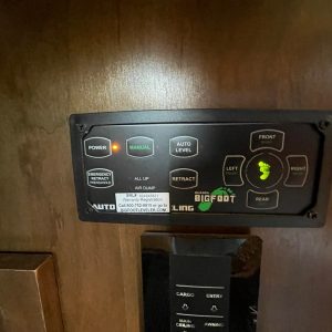Image00058 2020 Tiffin Motorhomes Class C RV WAYFARER 25RW