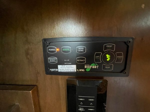 Image00058 2020 Tiffin Motorhomes Class C RV WAYFARER 25RW
