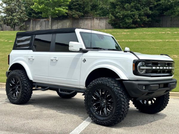 a0fa0061b6e74343a5d9f93515e0d163 2022 Ford Bronco Outer Banks