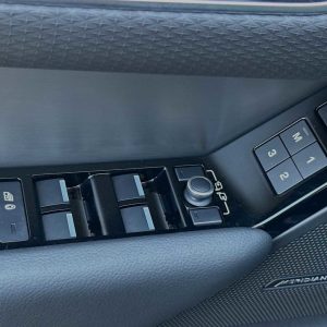 aabcd916eb174178b4ad38a88bf0d6ca 2021 Land Rover Range Rover Velar R-Dynamic S