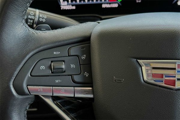 aaf55e0d190a401199785556b4e95d78 2021 Cadillac Escalade Sport